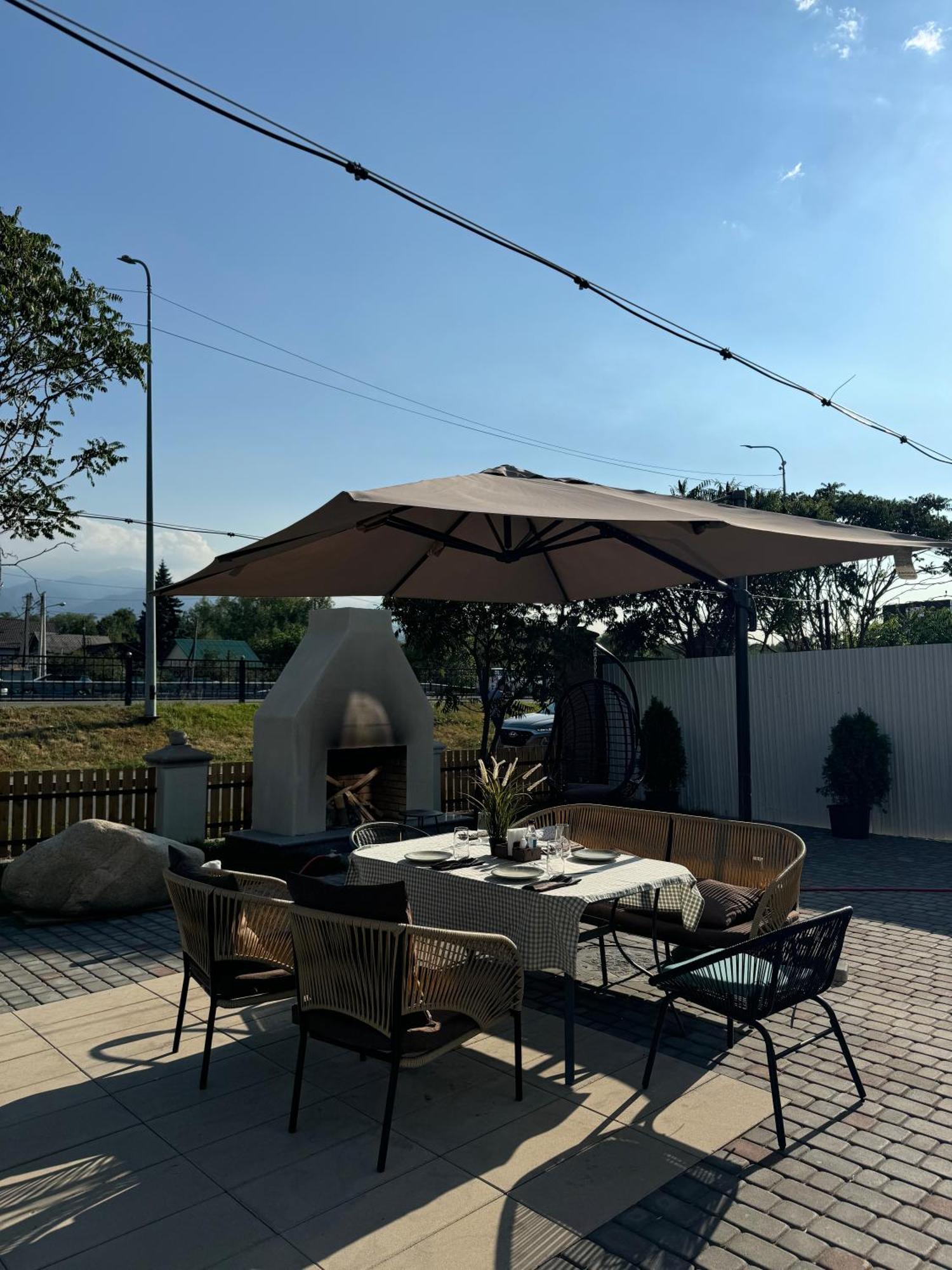 Mosh Mosh Boutique Hotel Αλμάτι Εξωτερικό φωτογραφία